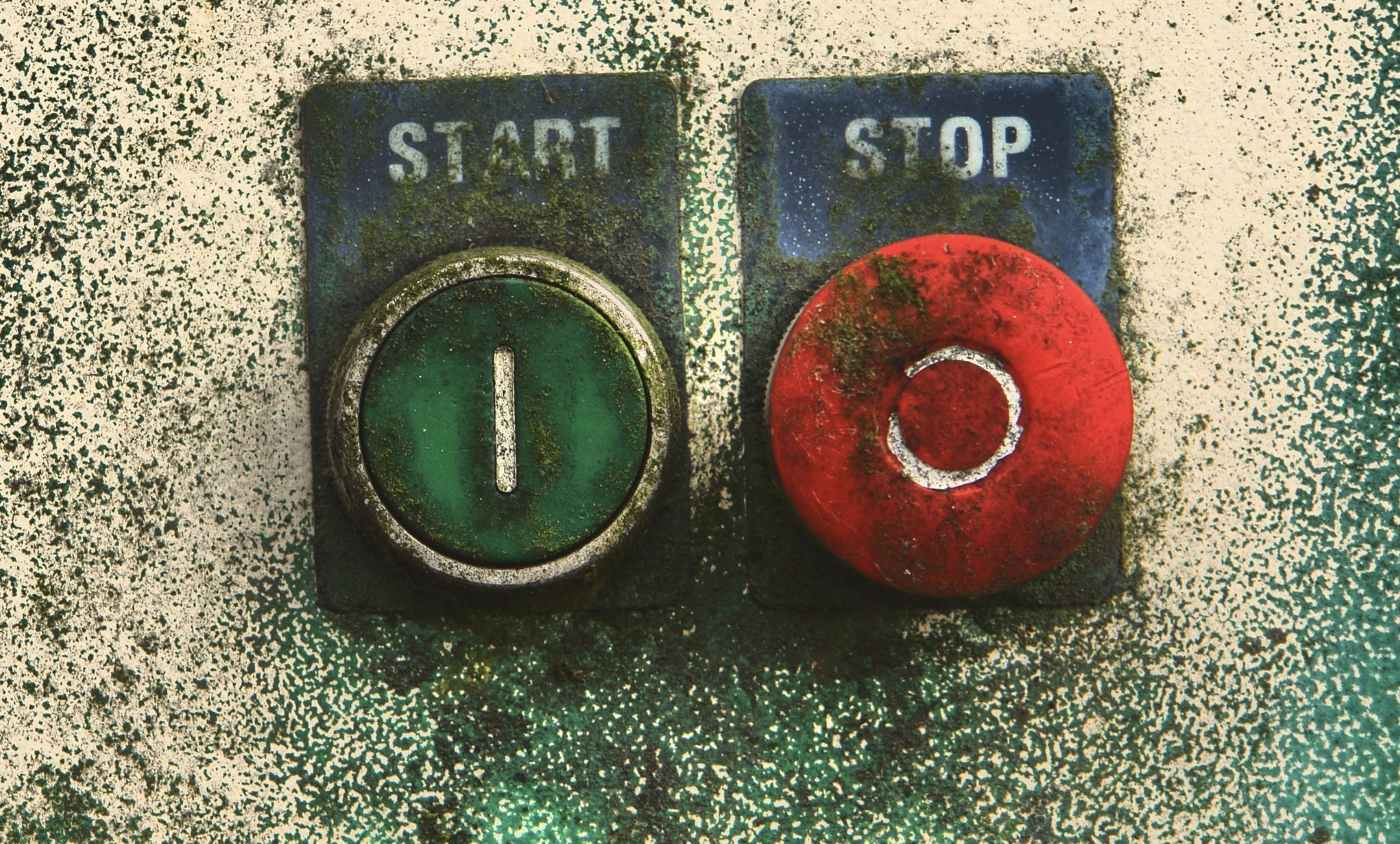 我搞砸3个项目，被拒500次后，才在Solana上悟透了Web3创业的真谛