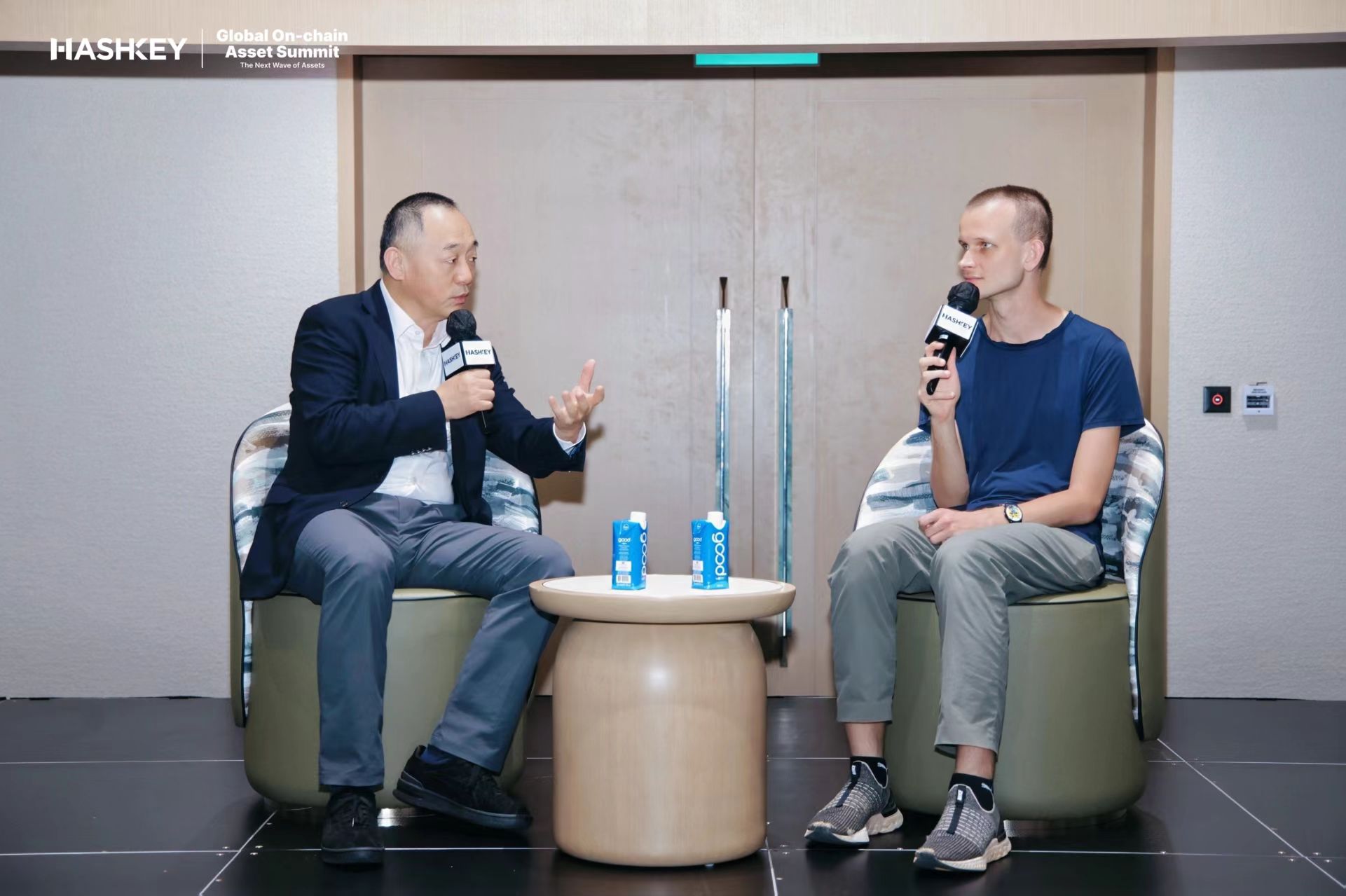 TOKEN2049肖风对话Vitalik实录：低风险DeFi趋于成熟，ZKID或将催生新型融资模式| PANews