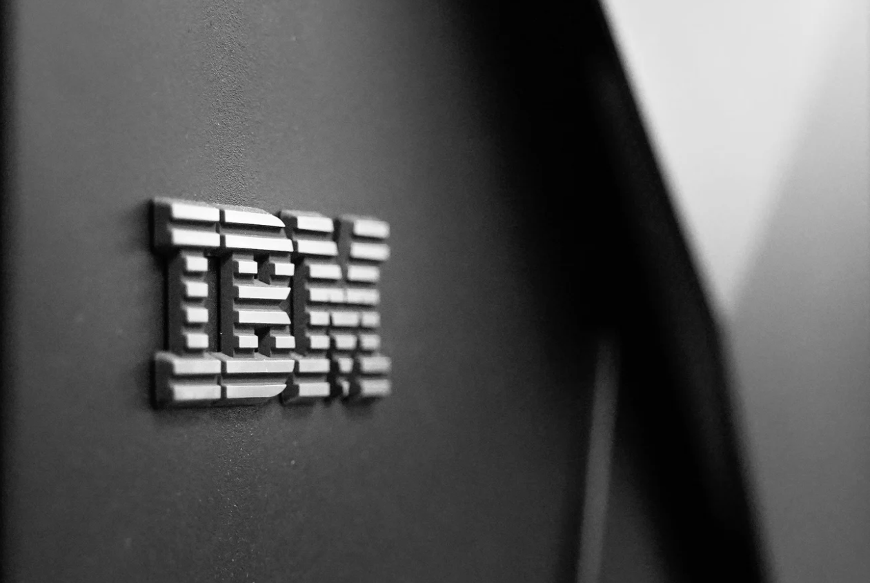 IBM loses $40 billion, Block lays off half its staff but its stock price rises: In the AI ​​era, what assets are worth tokenizing?