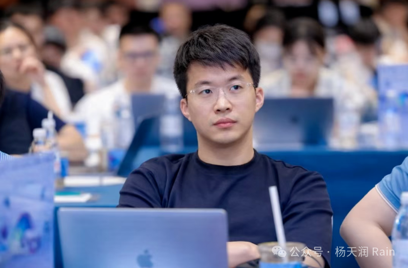 Not understanding code can actually be an advantage. Why can't people with a strong desire for control use AI well?